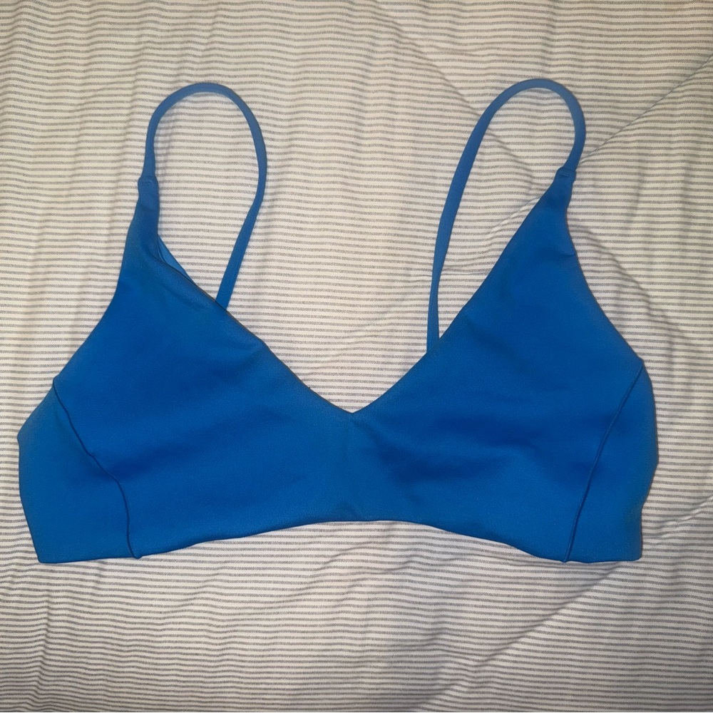 Left on Friday Sunday Top Medium